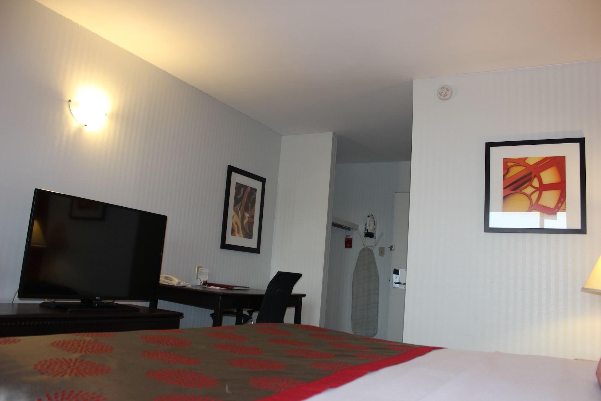 Ramada Limited Hotel 2*